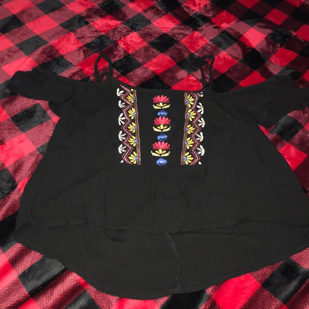 Crop top